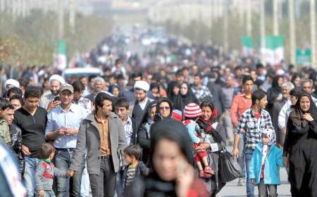 ایرانی‌ها در چه سنی از بازار کار خارج می‌شوند؟