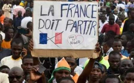 العربیه: فرانسه از نیجر خارج نمی‌شود