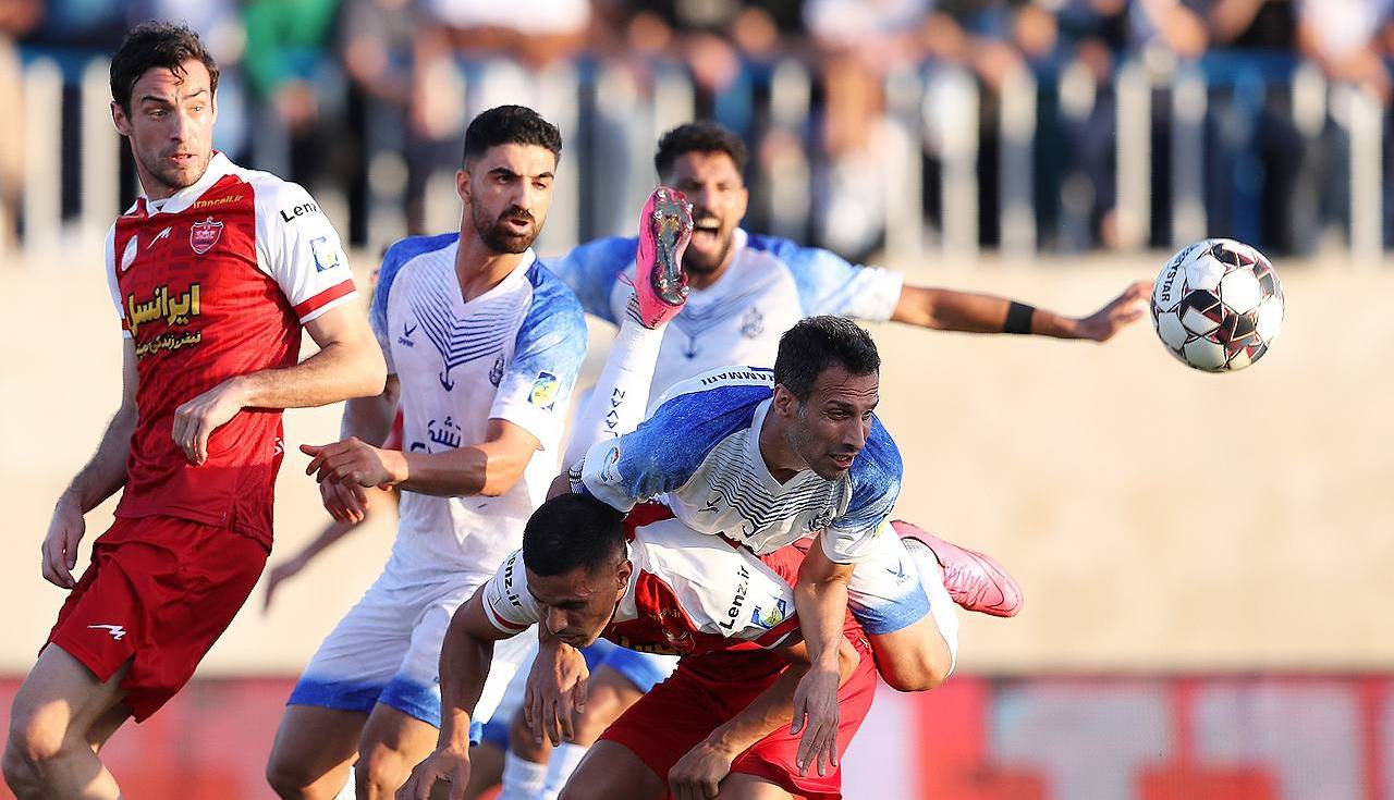 فرصت‌سوزی بزرگ سرخپوشان در انزلی/ملوان 0-0 پرسپولیس