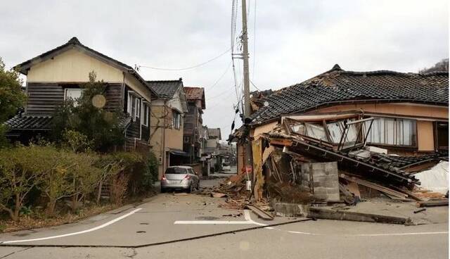 تلفات زلزله ژاپن به ۳۰ تن رسید