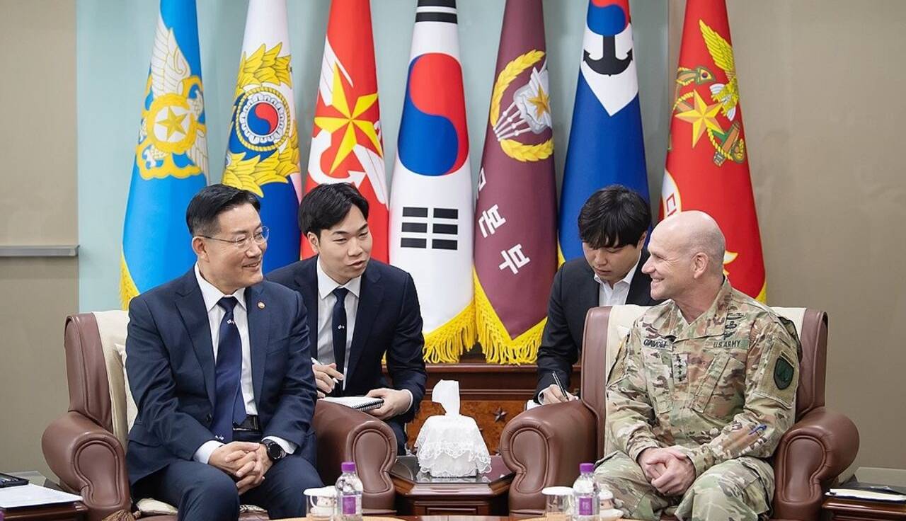 دیدار مقام‌های بلندپایه نظامی کره جنوبی و ناتو در سئول