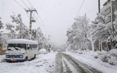 بارش برف و باران در جاده‌های ۱۳ استان