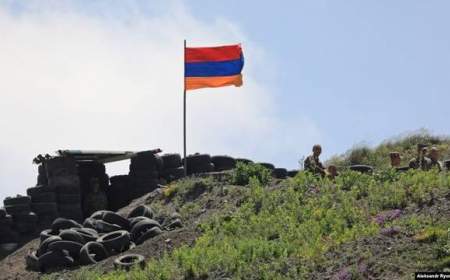 ارمنستان و جمهوری آذربایجان یکدیگر را به گلوله‌باران مواضع مرزی متهم کردند
